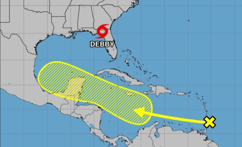 Con Debby presente en Estados Unidos, otra zona de baja presión está pronosticada para la península de Yucatán